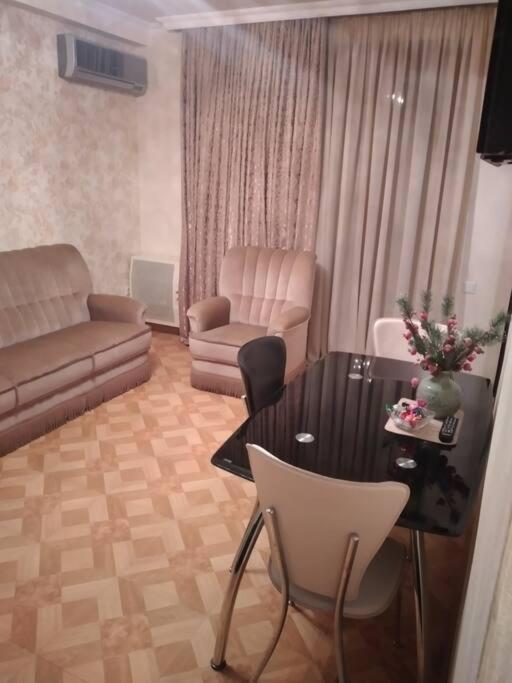 Izi'S Cozy Apartment Kutaisi Eksteriør billede