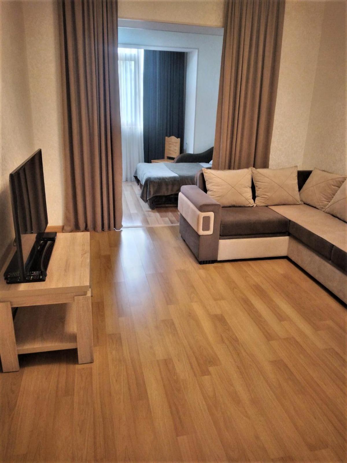 Izi'S Cozy Apartment Kutaisi Eksteriør billede